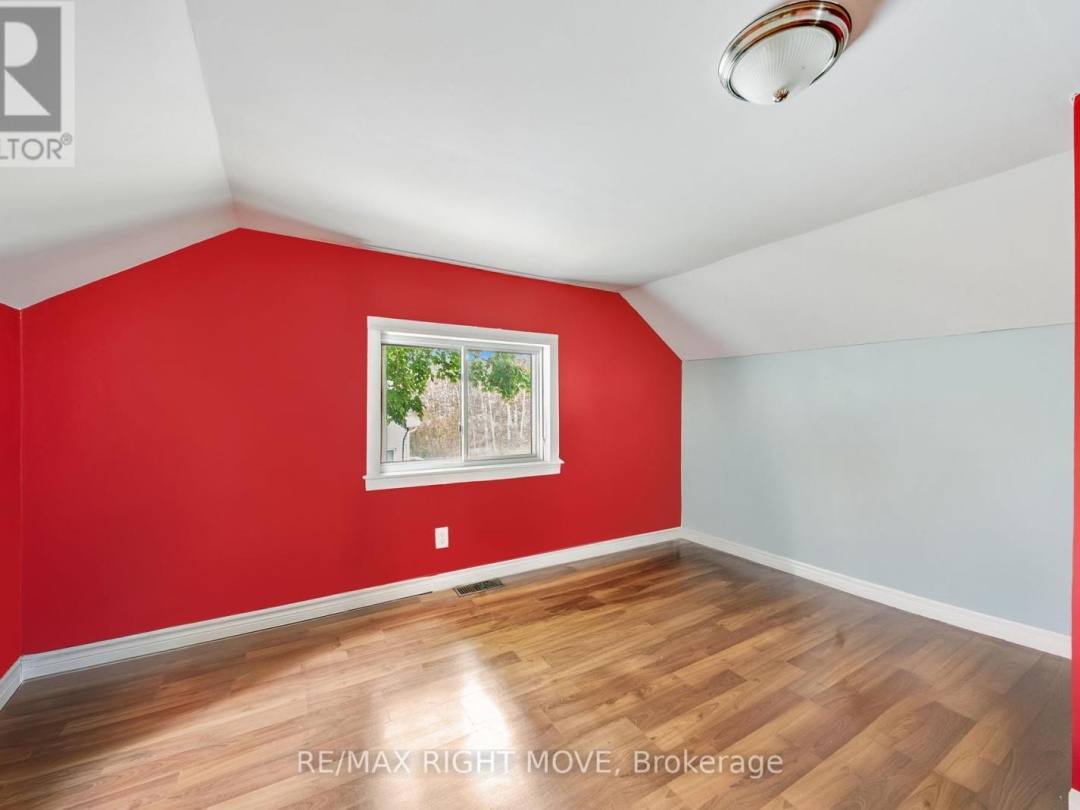 2639 EGO SIDE ROAD, 