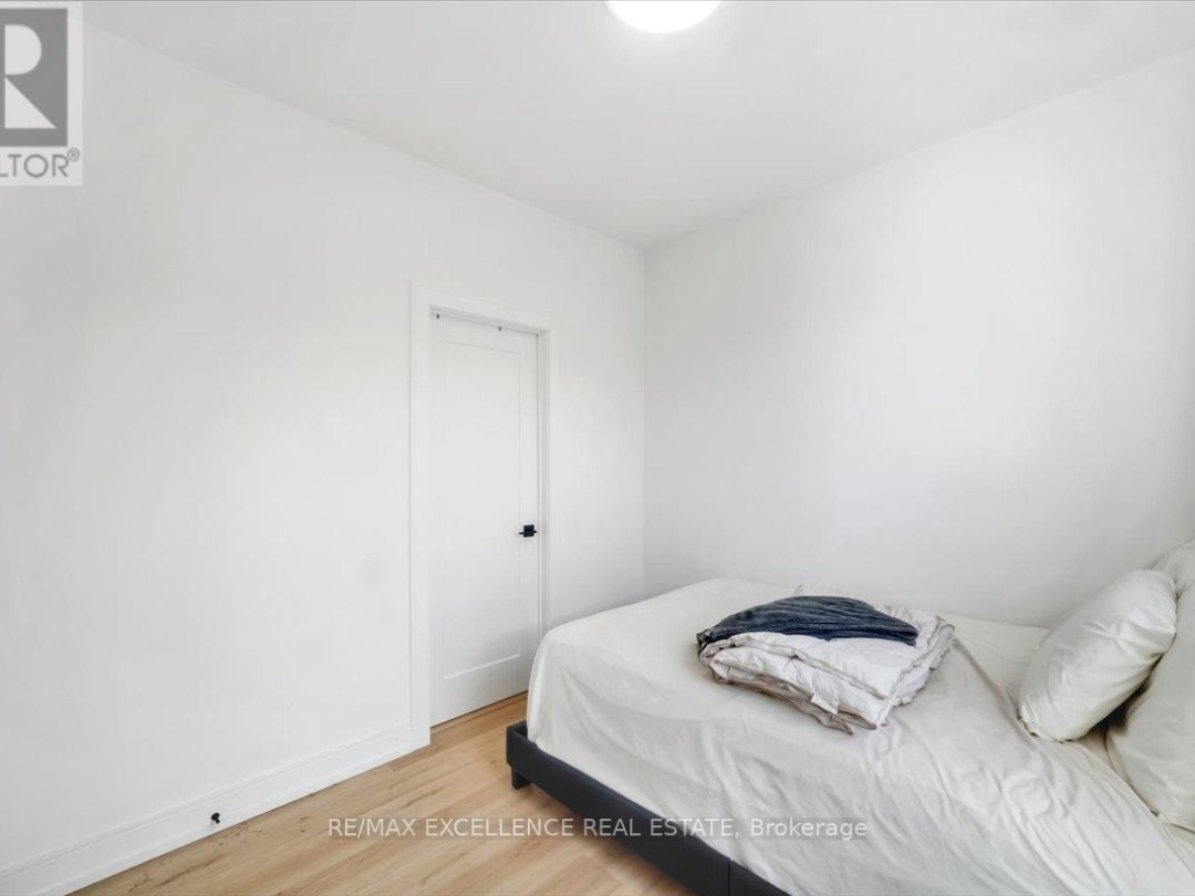 3717 QUAYSIDE DRIVE, Severn (West Shore)