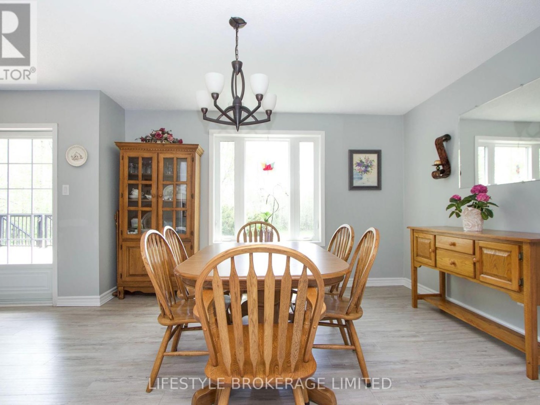 133 ROBMAR CRESCENT, Kawartha Lakes (Manilla)