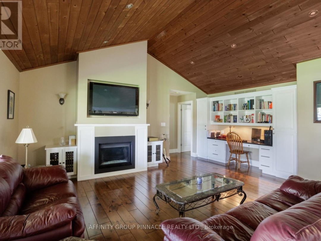 210 MOORINGS DRIVE, Burnt River