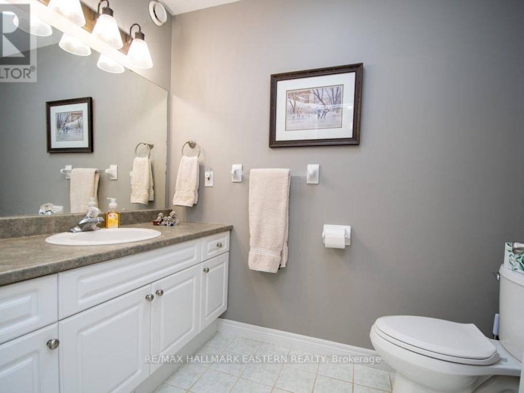 4 HUNTINGWOOD CRESCENT, Kawartha Lakes (Bobcaygeon)