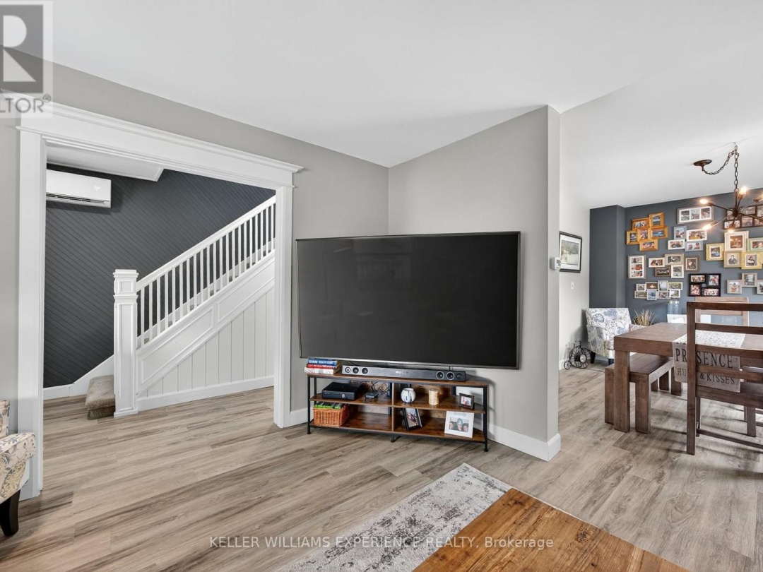 120 DUNLOP STREET, Orillia