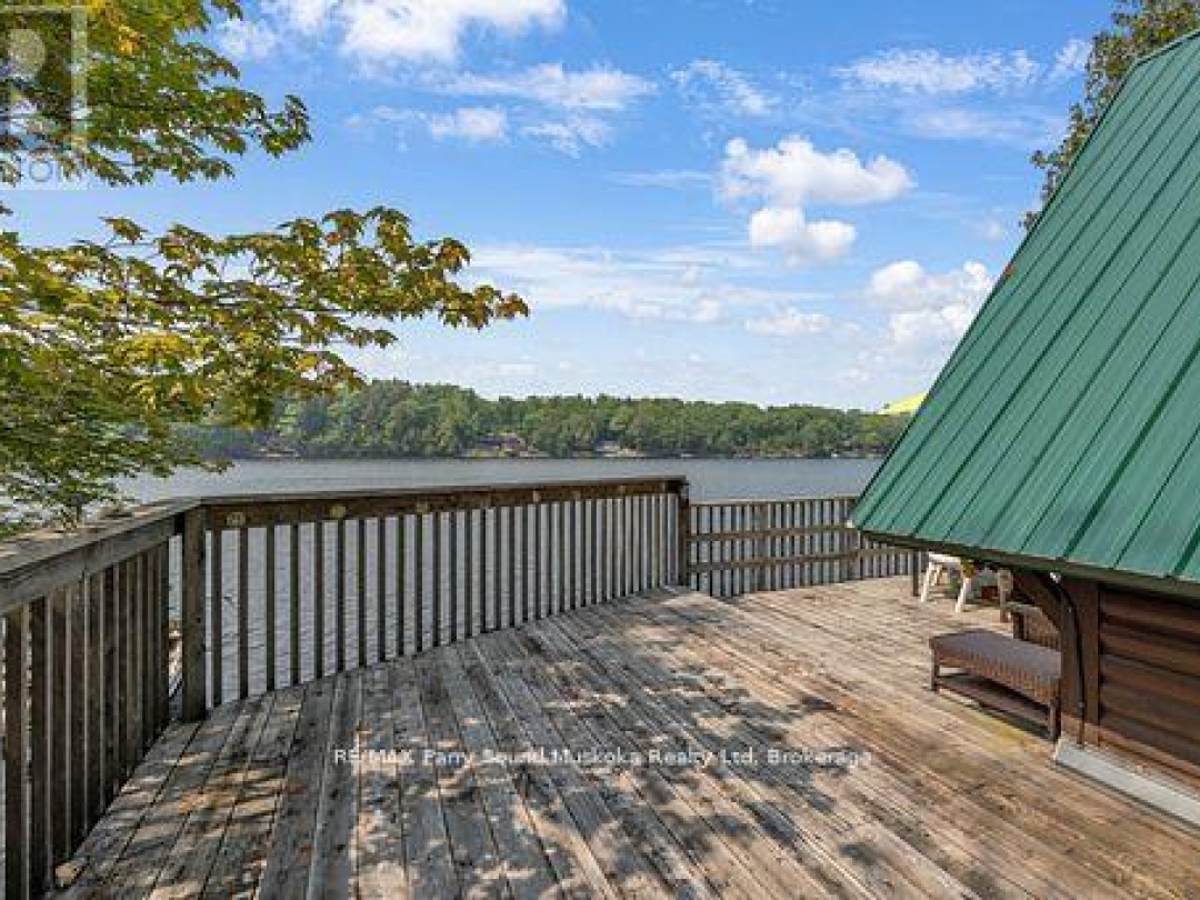 124 HEALEY LAKE WATER, Healey Lake