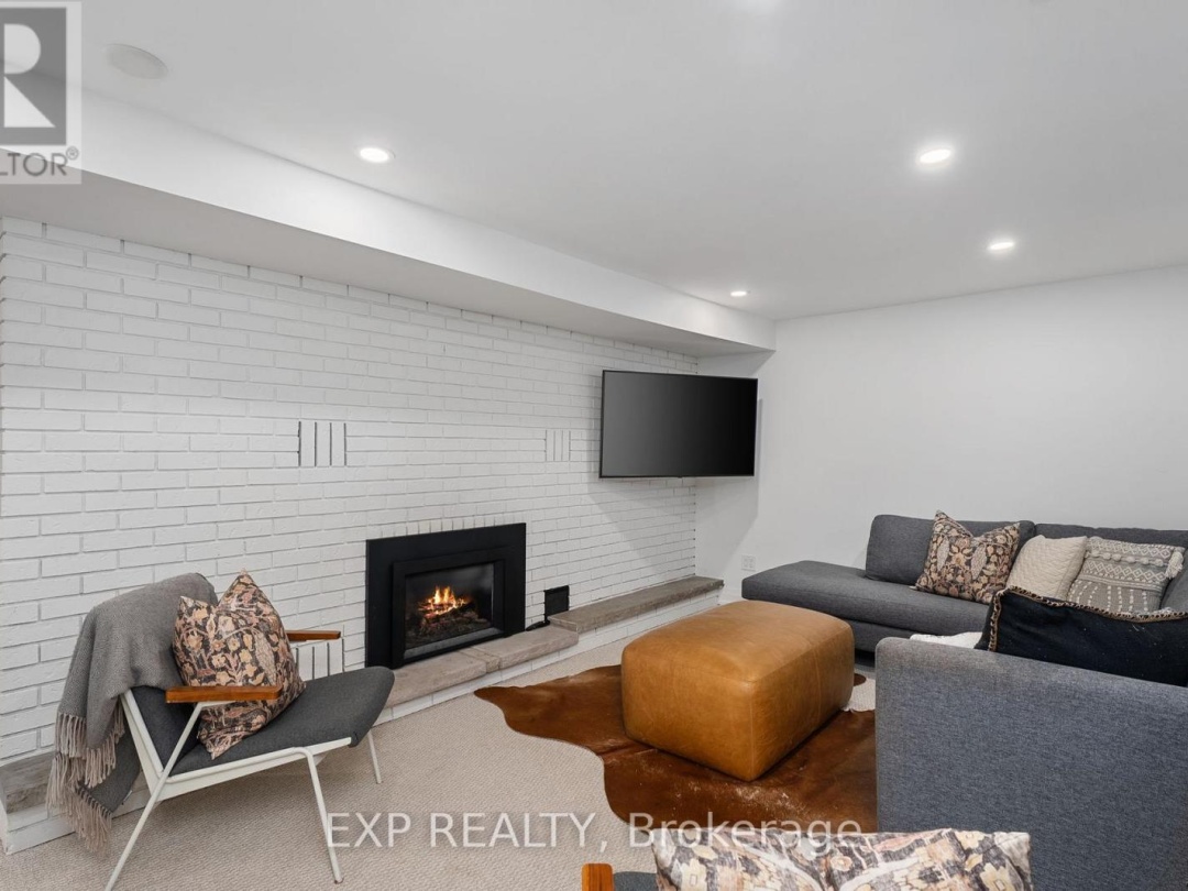 521 COTTAGE ROAD, 