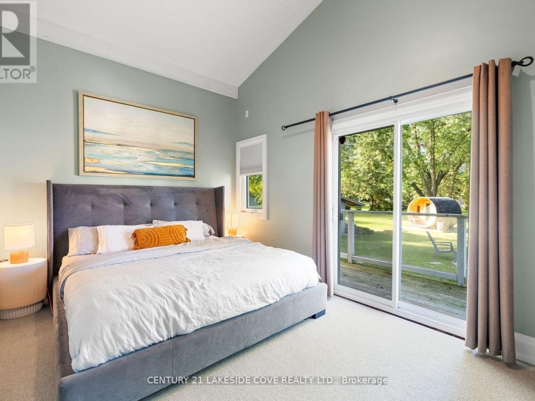 27 POPLAR CRESCENT W, Lake Simcoe