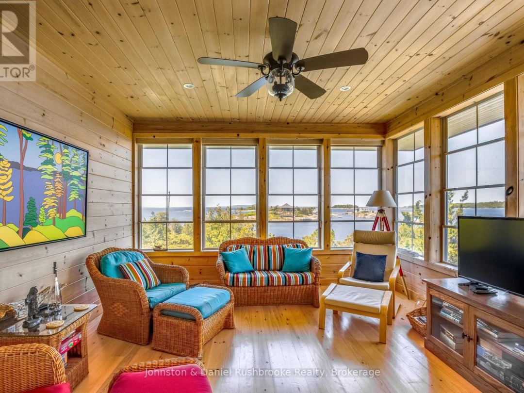 2 ISLAND 1210, Georgian Bay