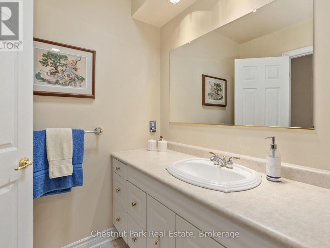 652 NORTH WASEOSA LAKE ROAD, 