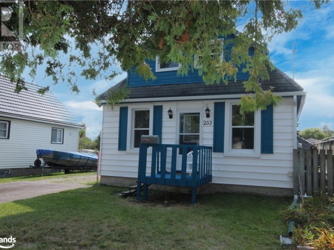 233 Oxford Street, Orillia