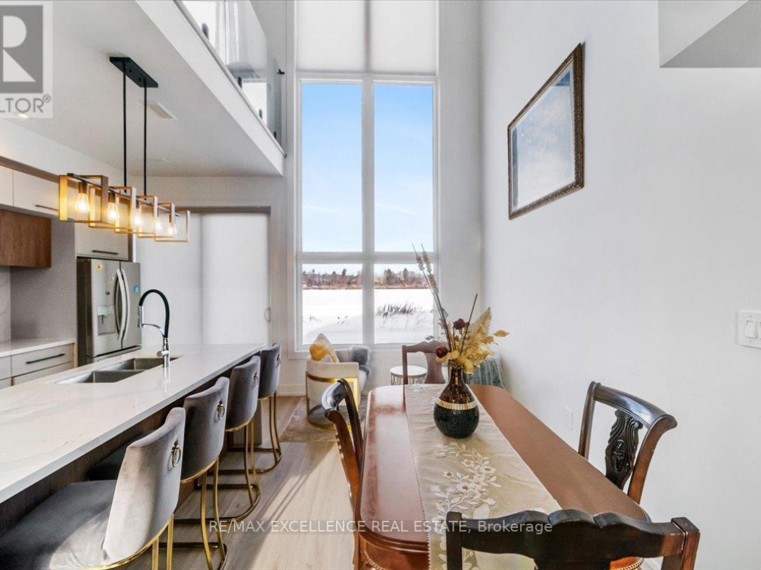 3717 QUAYSIDE DRIVE, Severn (West Shore)