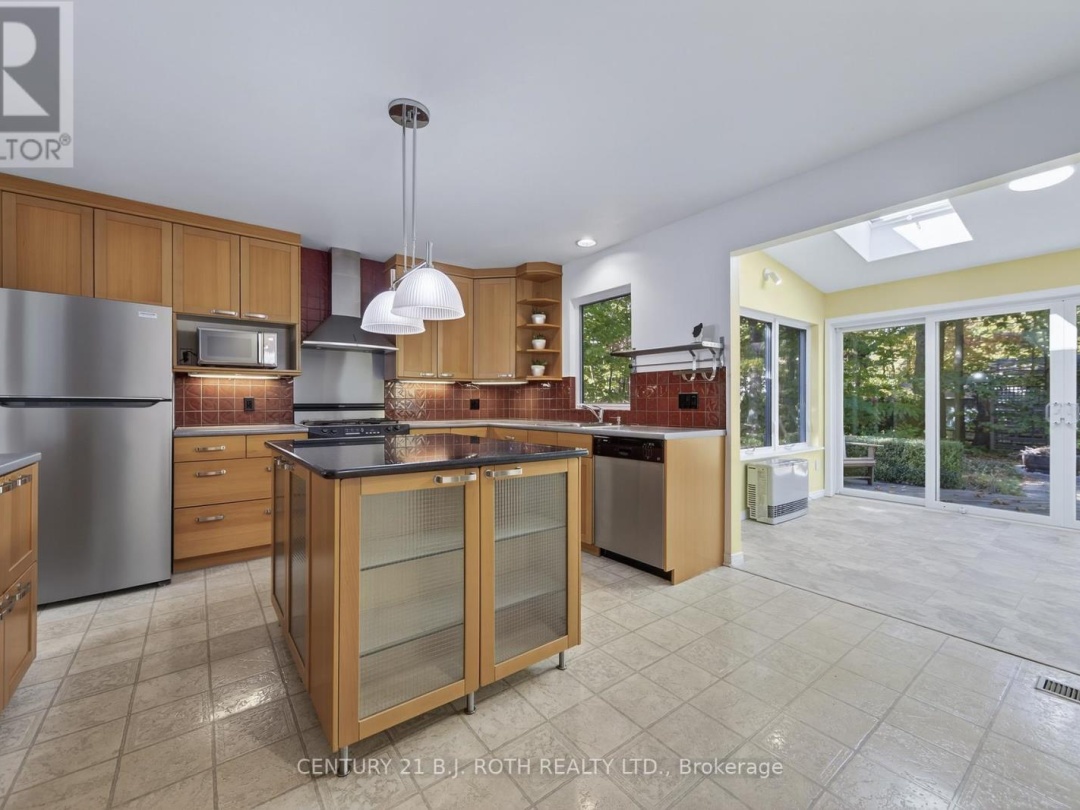 1890 KENSINGTON PLACE, 