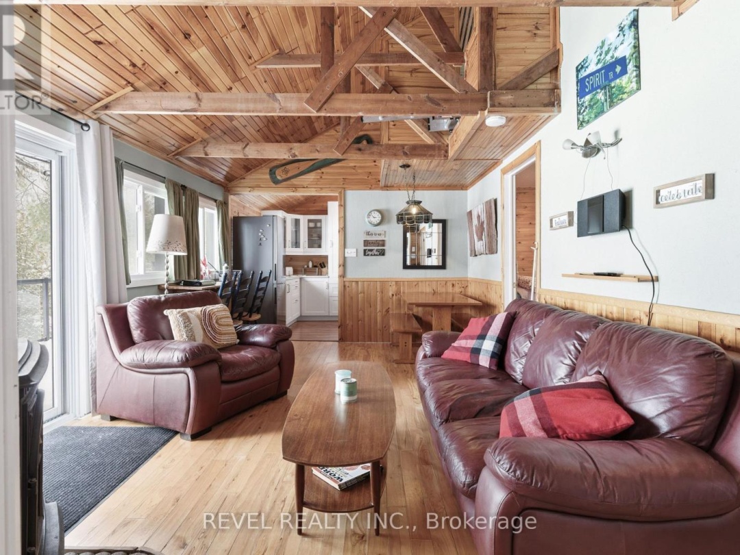 1129 LAKESHORE ROAD, Gooderham Lake