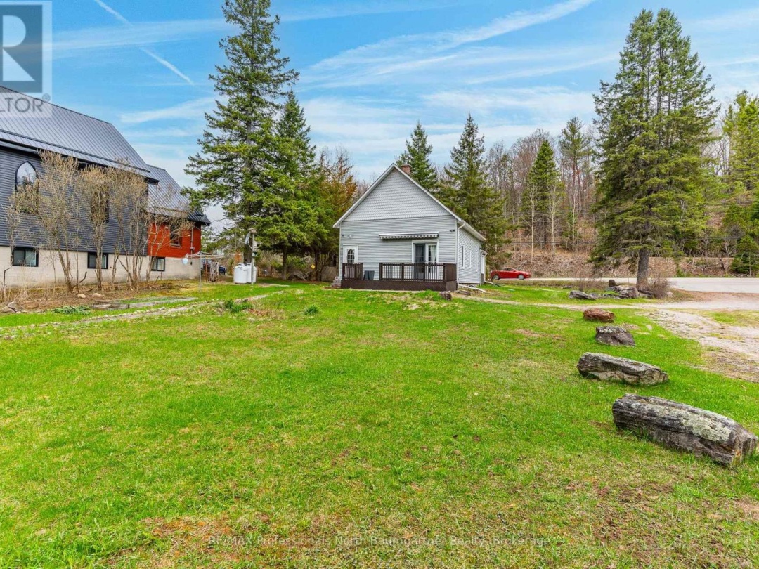 10752 COUNTY ROAD 503, Highlands East (Glamorgan)