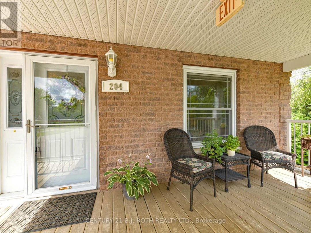 204 - 43 CREIGHTON STREET, Lake Simcoe