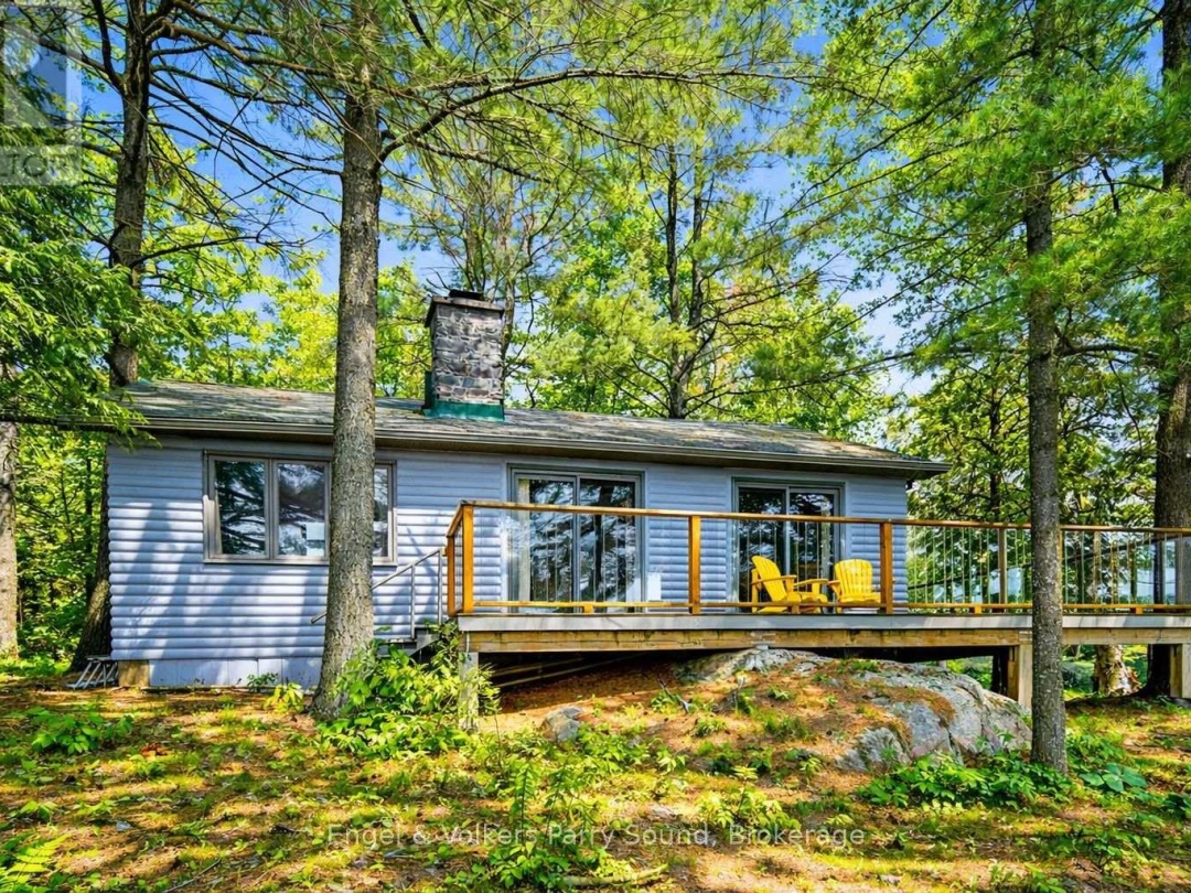 53 BIRDWOOD LANE, Harris Lake
