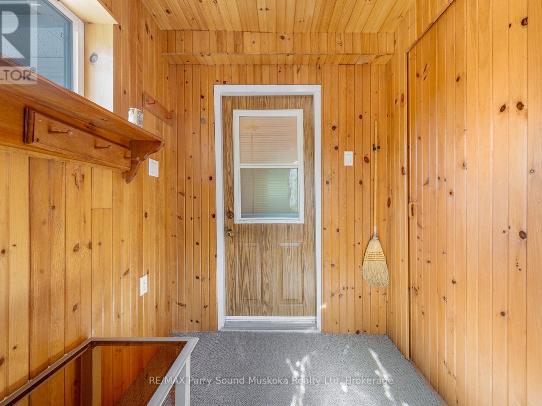 124 PINEWOOD ROAD, 
