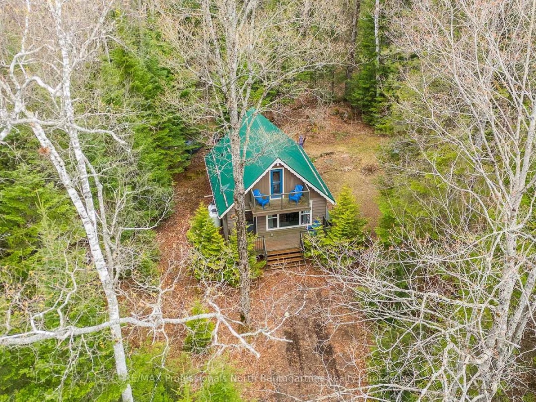 2041 GLAMOR LAKE ROAD, Highlands East (Monmouth)