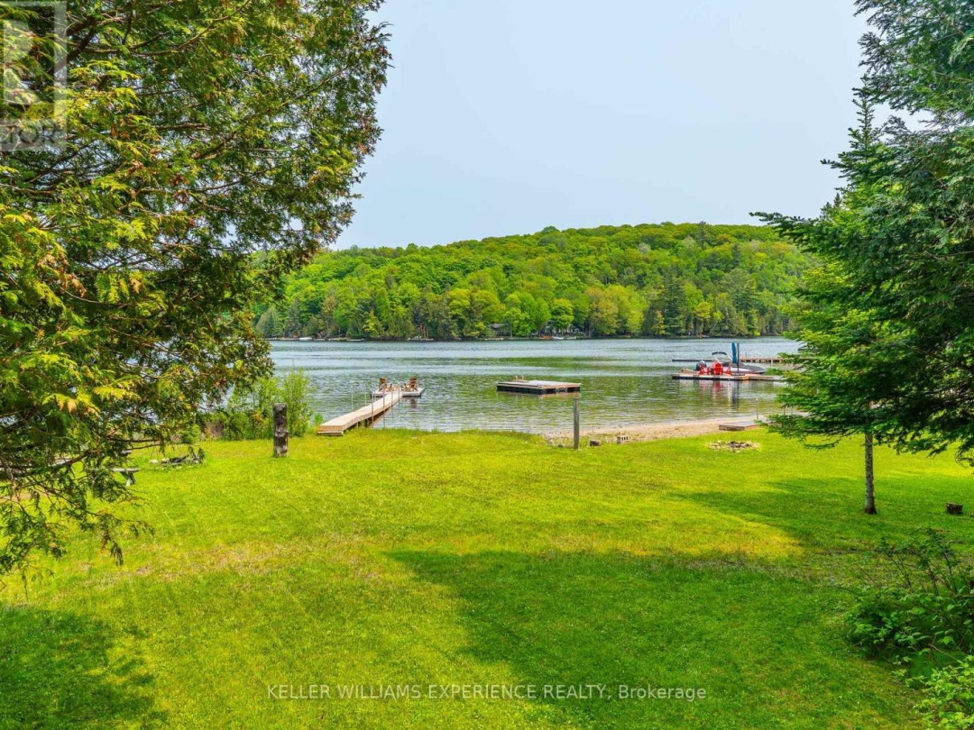 1049 ELSIE BAY DRIVE, Horseshoe Lake