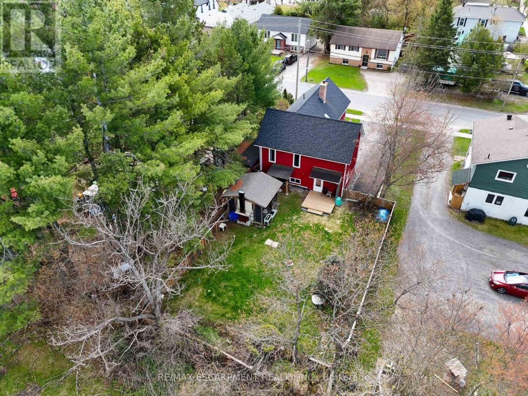 181 DILL STREET, Bracebridge (Macaulay)