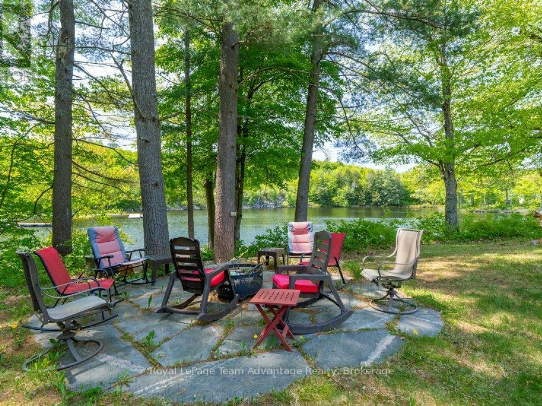 19 ALLAN CRESCENT, Horseshoe Lake