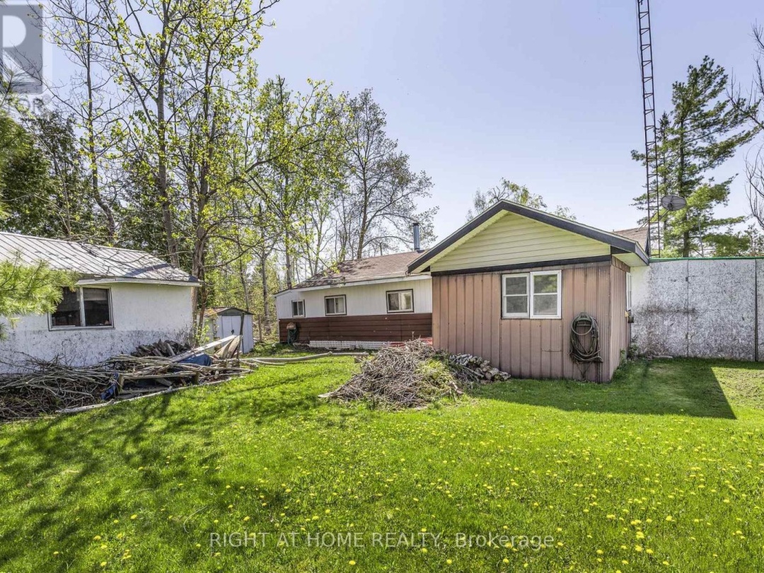 194 MCGUIRE BEACH ROAD, Kawartha Lakes (Carden)
