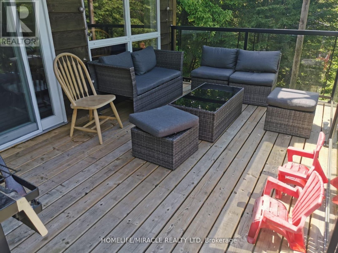 1274 TWIST LANE, Salerno Lake