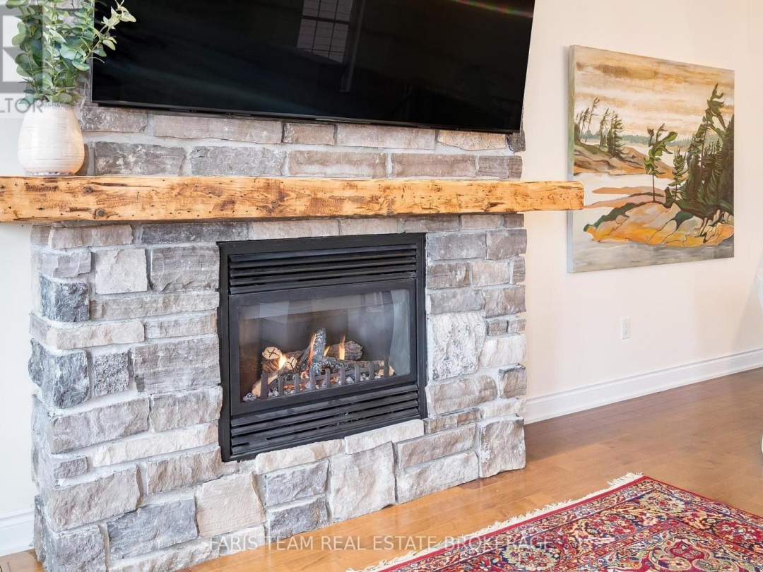 145 WYCLIFFE COVE, Tay (Victoria Harbour)