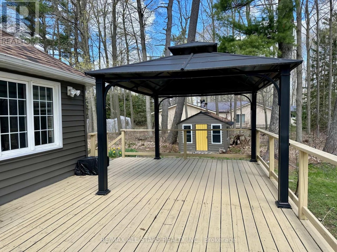 29 STINSONS BAY ROAD, Sturgeon Lake