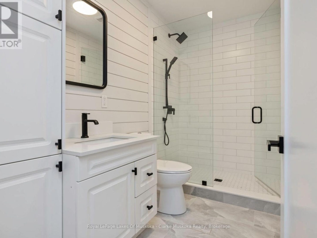 57 CASCADE STREET, Parry Sound