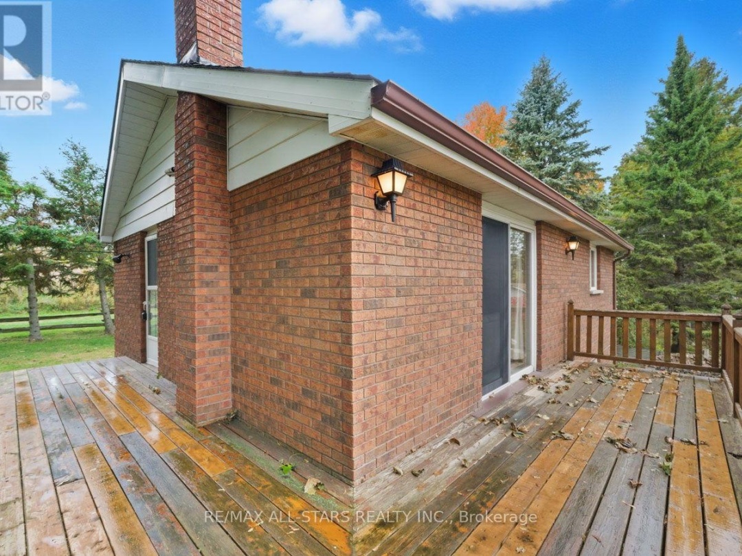 94 PLUM POINT LANE, Lake Scugog