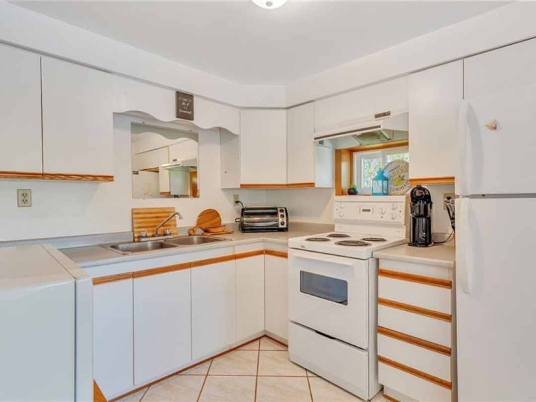 108 COLDSTREAM Road, Cameron Lake