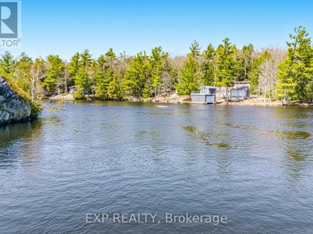 3421 RUSSELL DRIVE, Gloucester Pool