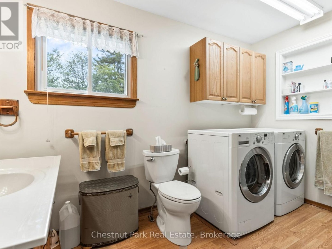 1054 GREEN LAKE ROAD, Gull River