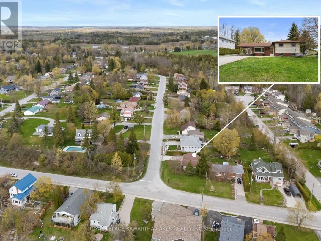 2 KENNEDY DRIVE, Kawartha Lakes (Fenelon Falls)