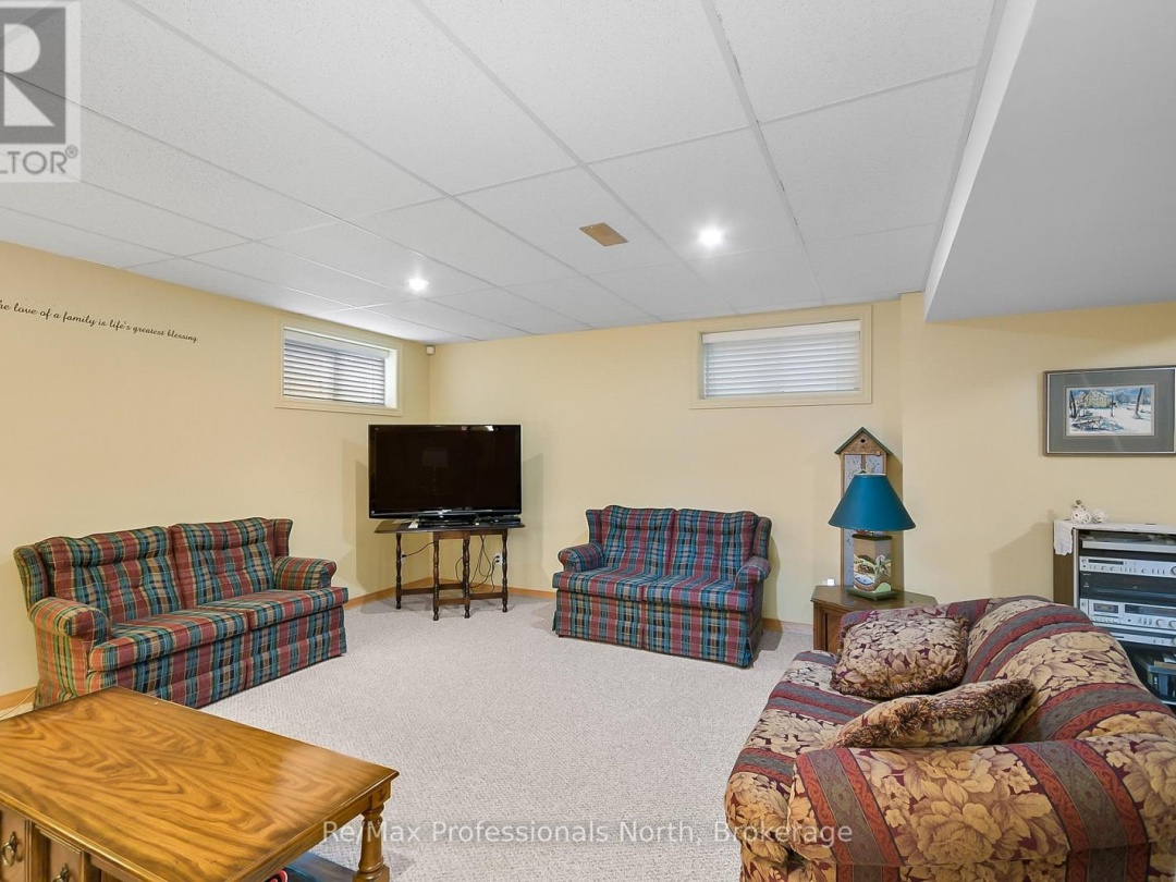 160 TIFFANY TRAIL, 