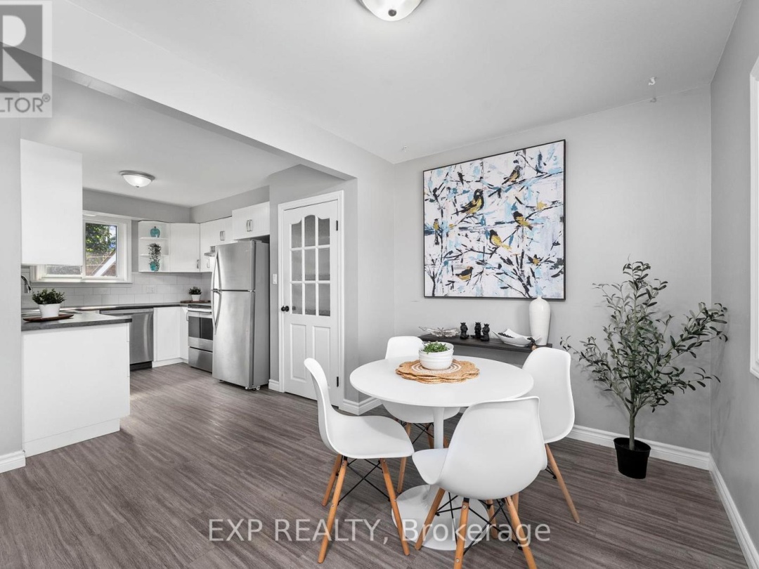 143 WESTMOUNT DRIVE N, 