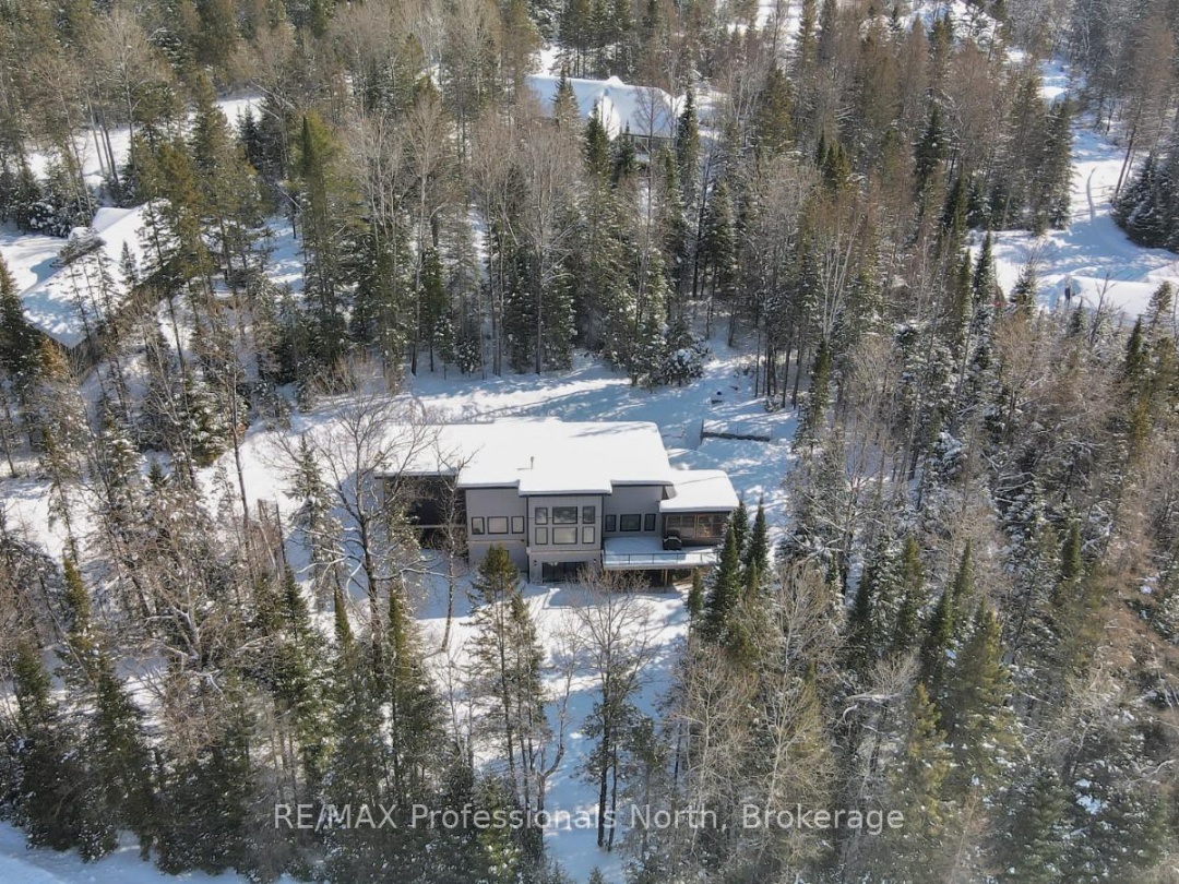 1086 STOTHART CREEK ROAD, Dysart et al (Dysart)