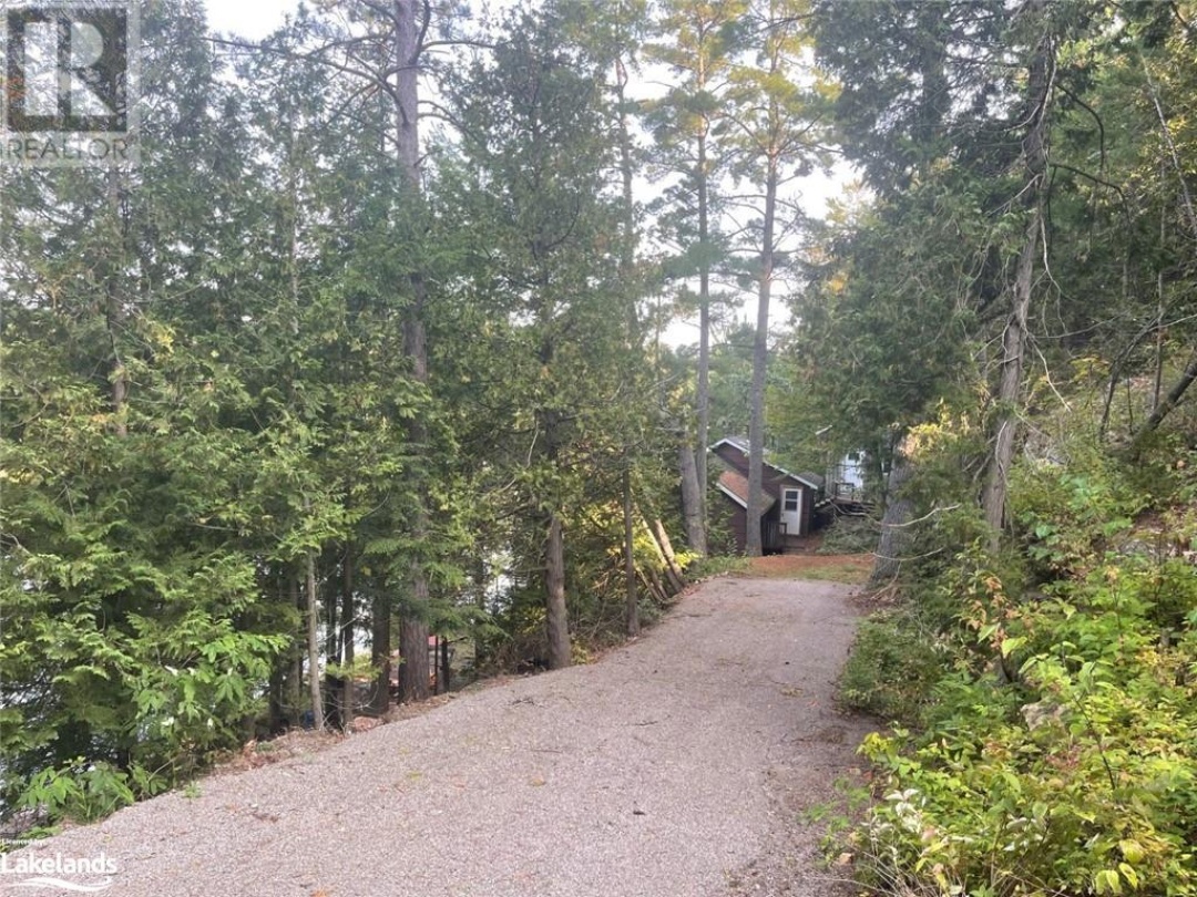 1060 Oxbow Lane, Gull Lake