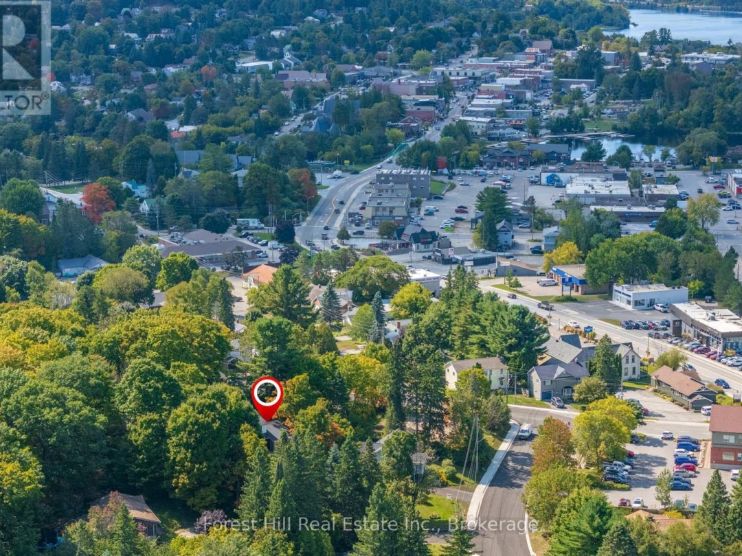 1 MAPLECREST COURT, Huntsville (Chaffey)