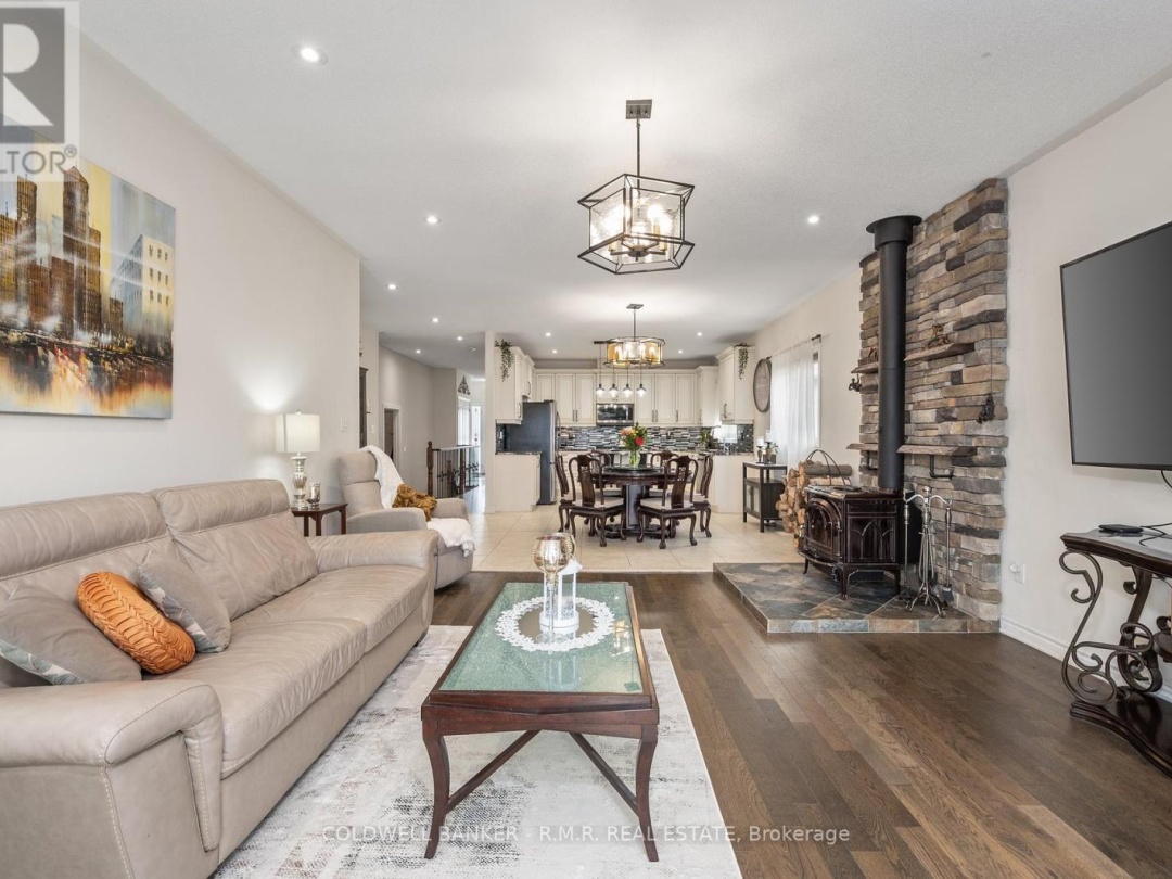 132 TERRY CLAYTON AVENUE, Brock (Beaverton)