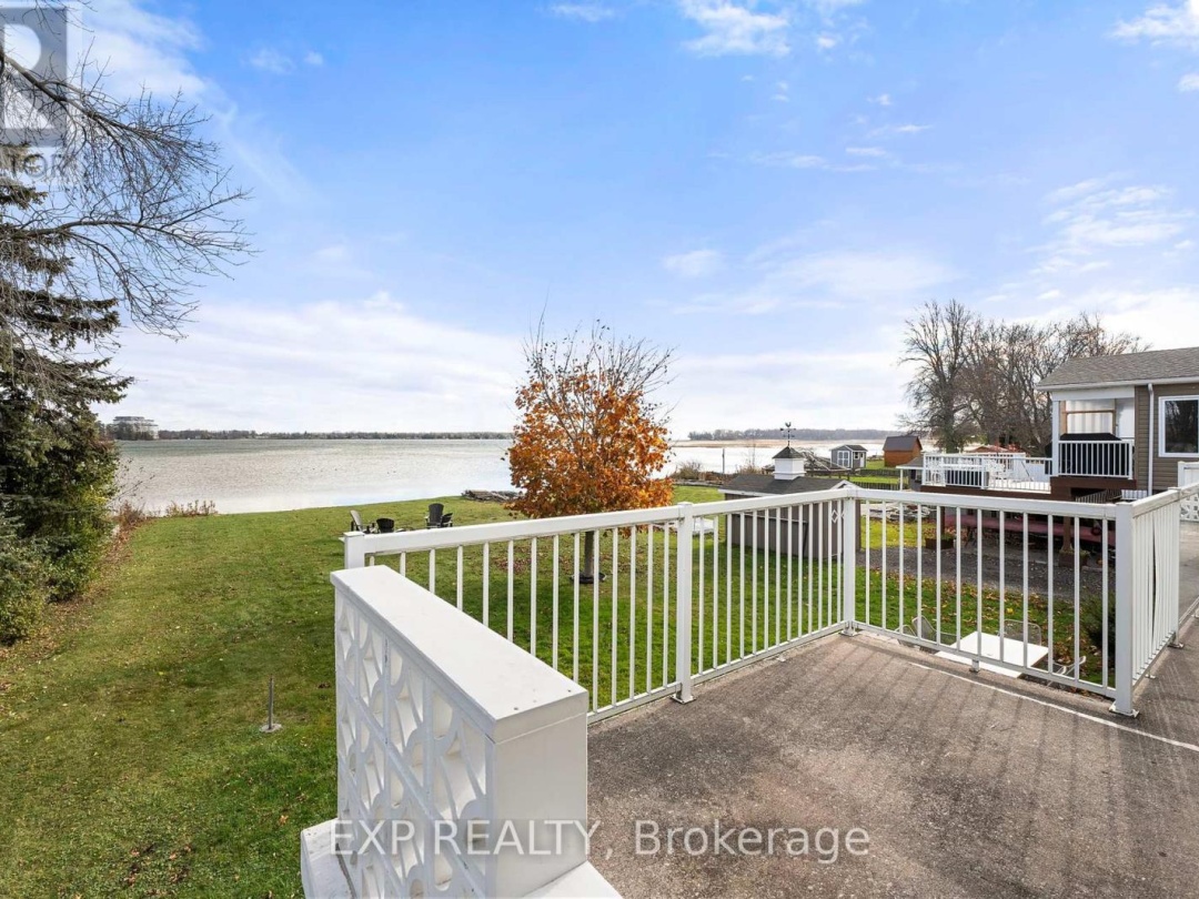 363 Macisaac Drive, Simcoe Lake