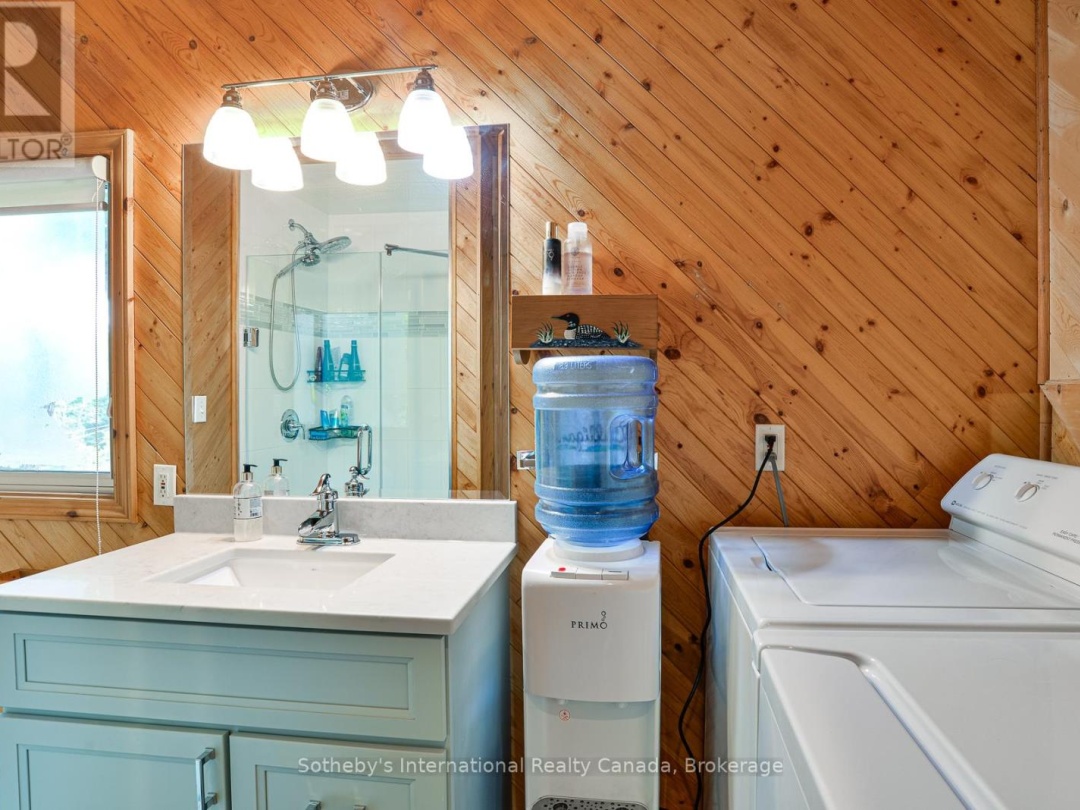 1062 BRADLEY ROAD, Lake Muskoka