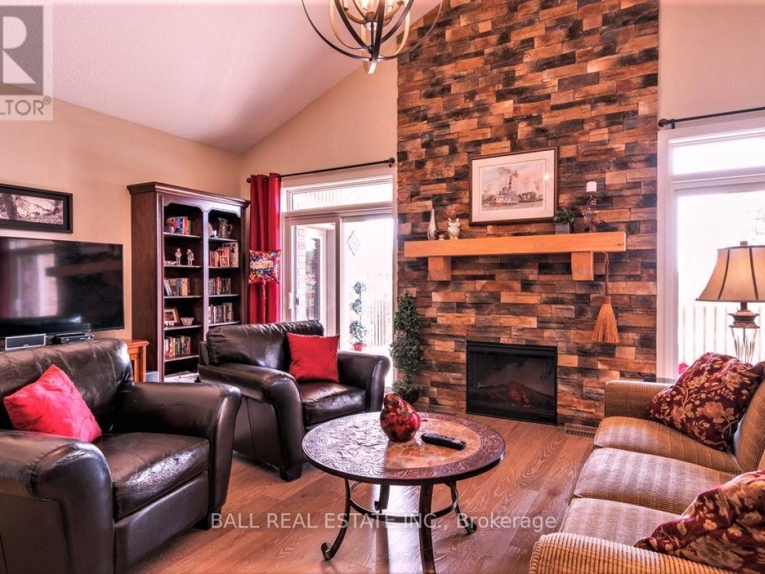 41 SOUTH HARBOUR DRIVE, Kawartha Lakes (Bobcaygeon)