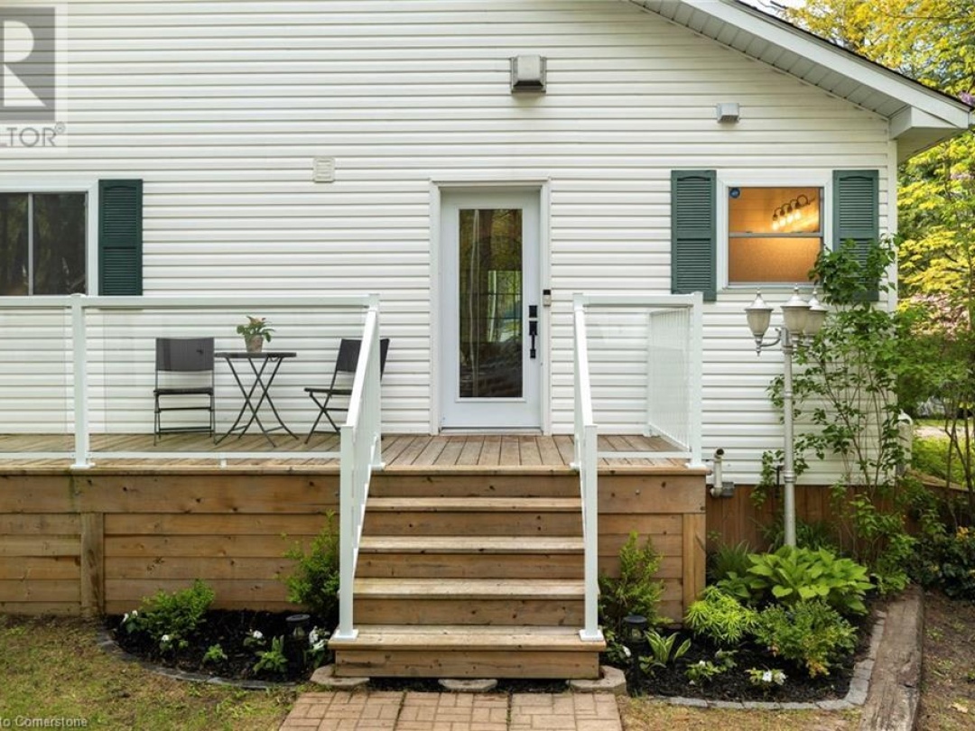 1166 NORTH SHORE Drive Unit# 3, Gull Lake