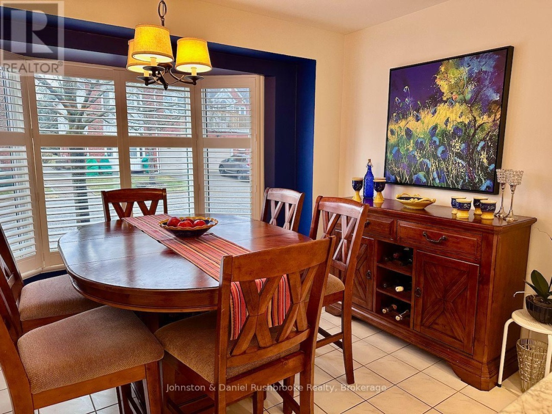 39 SHORELINE DRIVE, Muskoka River