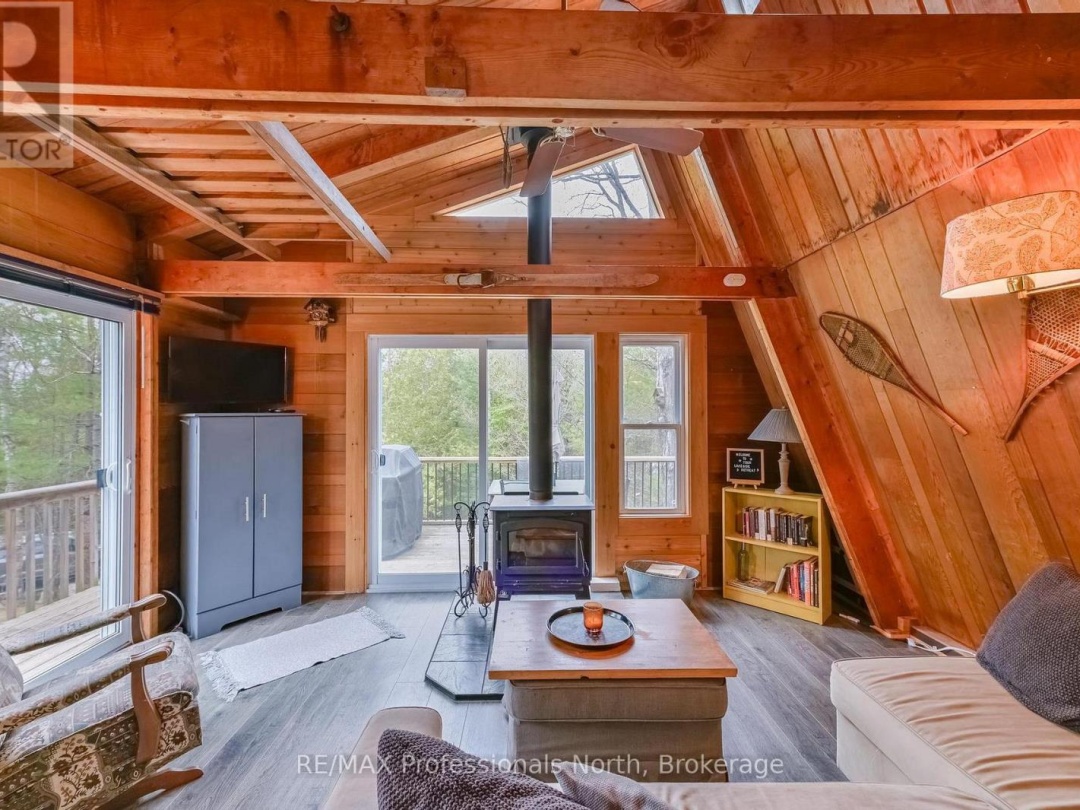 1422 AVERY LANE, Gooderham Lake