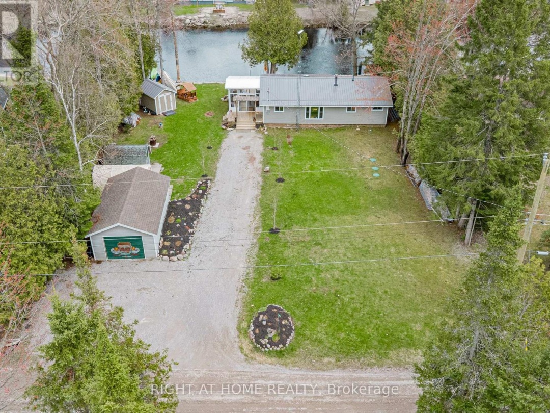 369 SOUTHAM DRIVE, Burnt River
