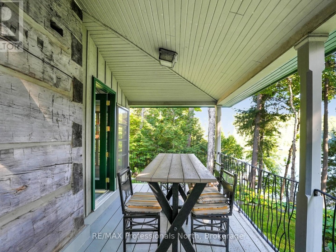 2682 WILKINSON ROAD, Kennisis Lake