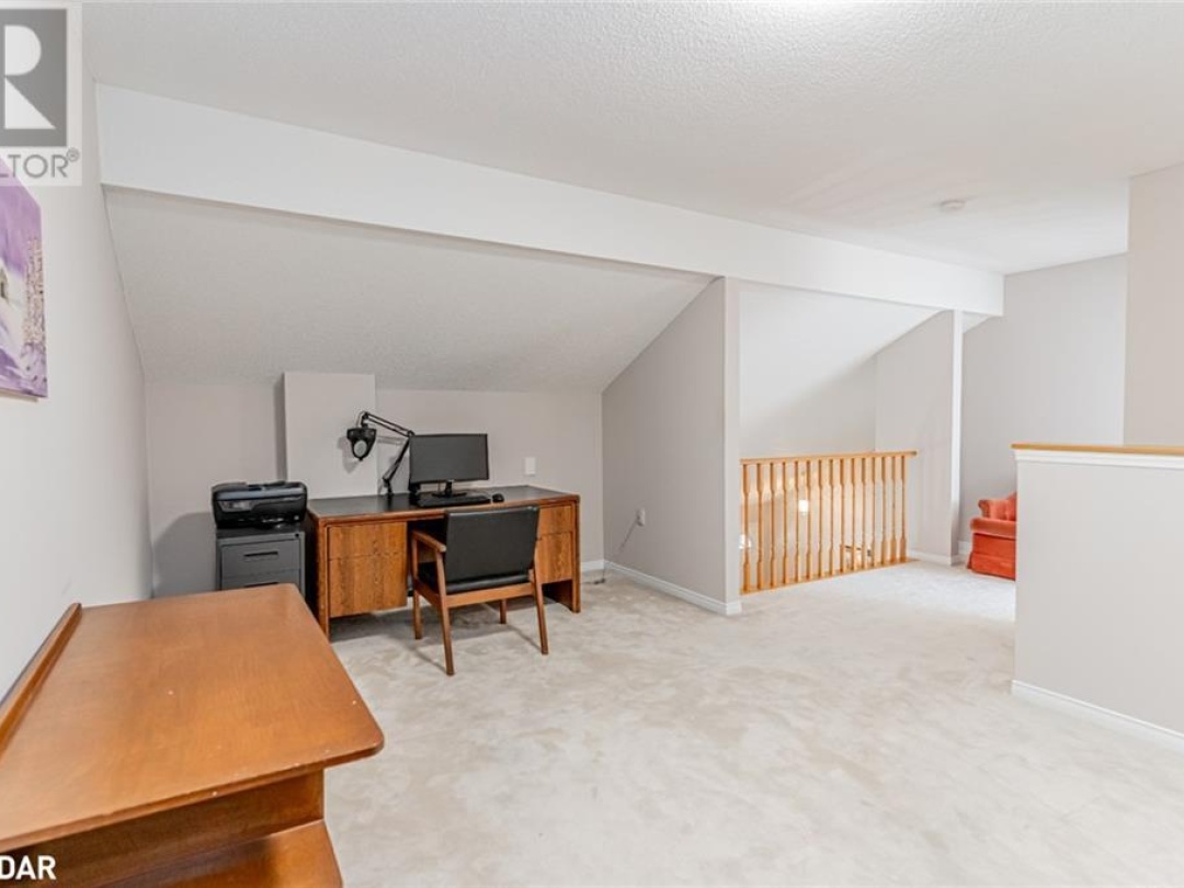 40 MUSEUM Drive Unit# 402, Orillia