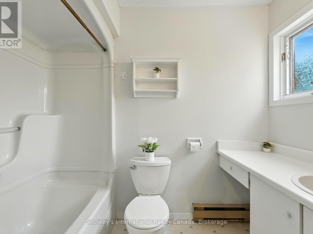 49 SOUTHBANK DRIVE, 