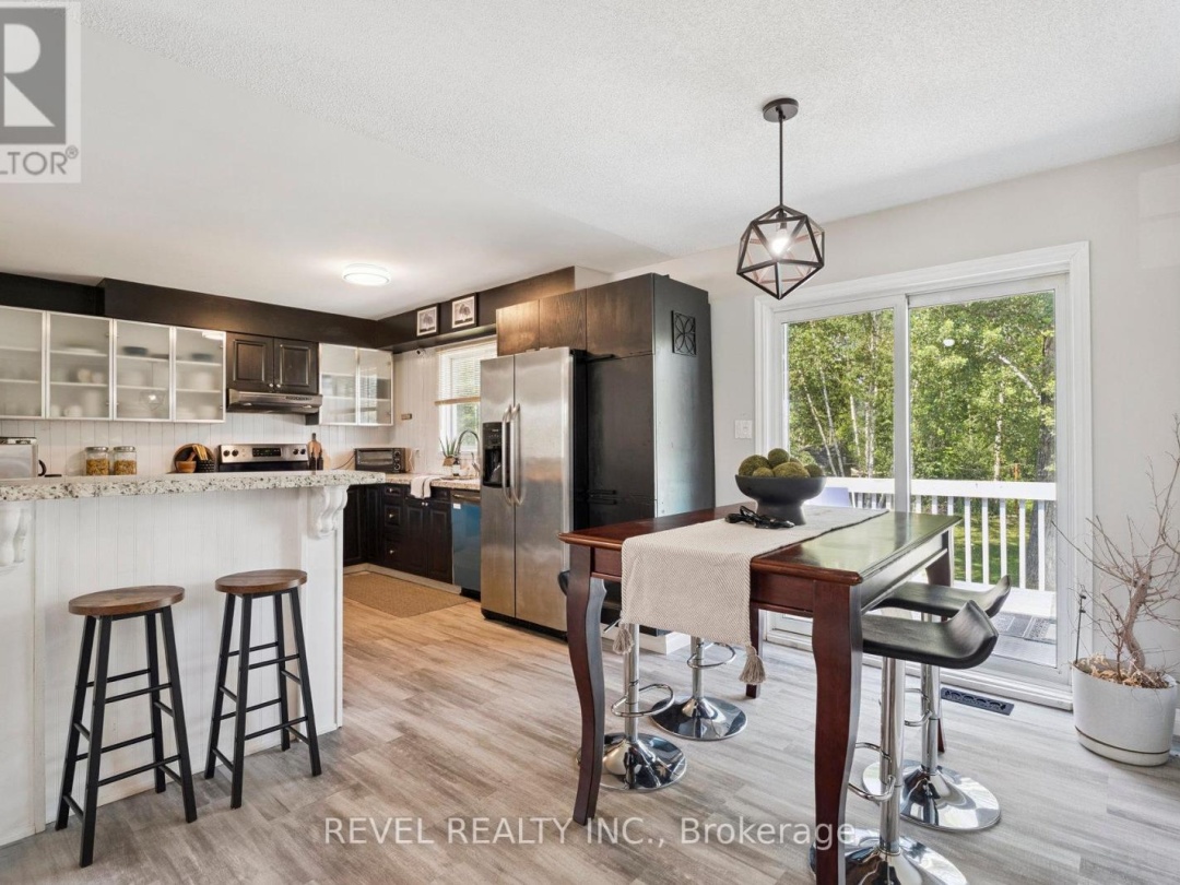 40 GREENWOOD CRESCENT, 